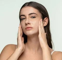 INNOVAGOODS Limpieza<CBD Hamamelis Calendula