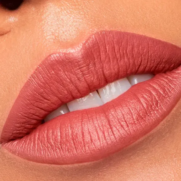 New Color Riche Intense Volume Pintalabios