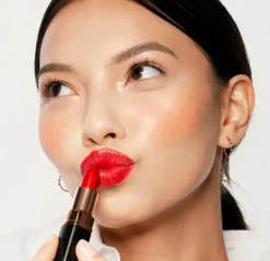 Best Kiss Catcher Lipstick Pintalabios