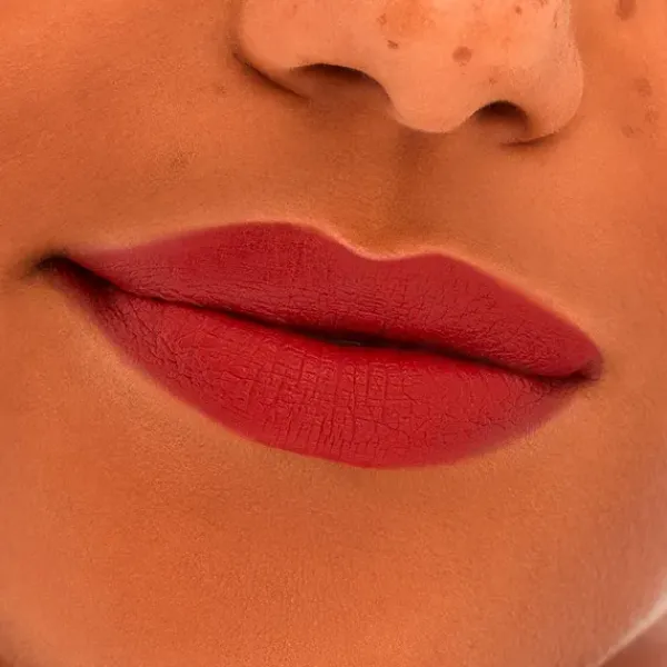 Mac Locked Kiss 24H Pintalabios