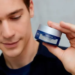 NIVEA Hidratantes Faciales|Cosmética Corporal<Men Protege & Cuida