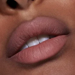 MAC COSMETICS Gloss De Labios<Powder Kiss Liquid Lipcolour