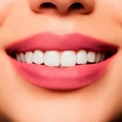 MAC COSMETICS Gloss De Labios<Powder Kiss Liquid Lipcolour