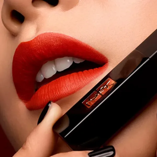 Online Rouge Pur Couture The Slim Velvet Radical Pintalabios