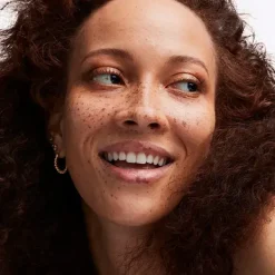 MAC COSMETICS Bases De Maquillaje<Studio Radiance Face And Body Radiant Sheer Foundation