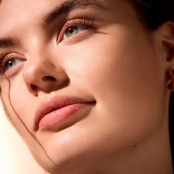 CATRICE Contorno Ojos<Wonder Woman Shimmer Lip Glaze